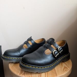 Dr. Martens Mary Janes - New W9